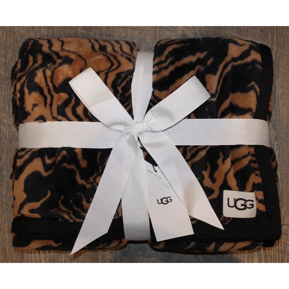 NWT UGG‎ DUFFIELD II PLUSH THROW 50 X 70 BROWN BLACK NWT